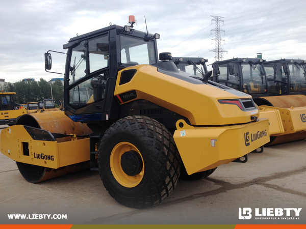  Azerbaijan - 1 Unit LIUGONG Road Roller CLG6614E