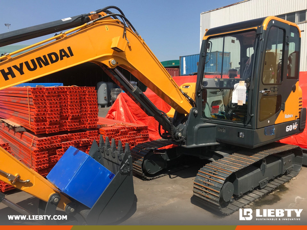 Philippines - 1 Unit HYUNDAI R60VS Excavator & 1 Unit Heli Forklift CPCD35