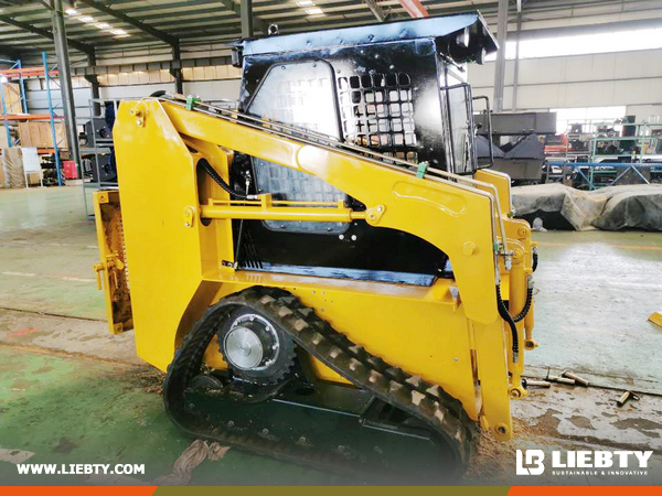  France - 1 Unit Skid Steer Loader