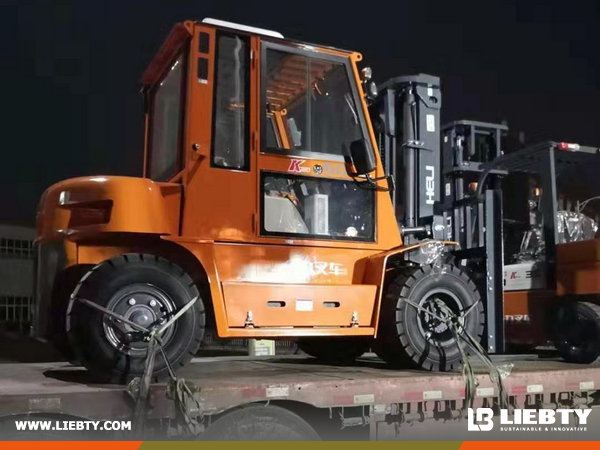 Russia - 1 Unit HELI CPCD50 Forklift