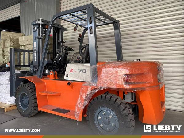 Argentina - 1 Unit HELI CPCD70 Forklift