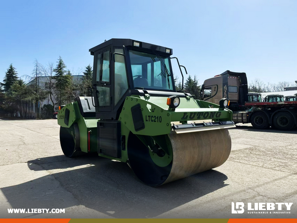 Philippines - 1 Unit LUTONG Double Drum Roller & 1 Tire Roller & 1 Asphalt Paver & 1 Asphalt Spreader Truck