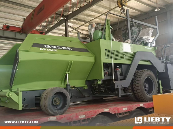 Philippines - 1 Unit LUTONG Double Drum Roller & 1 Tire Roller & 1 Asphalt Paver & 1 Asphalt Spreader Truck