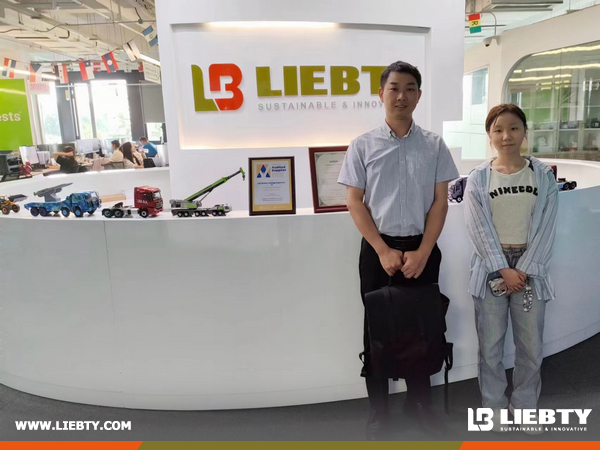 China Customer Visited LIEBTY Office