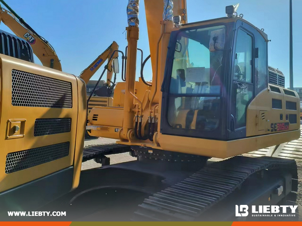 Dominican Republic - 1 Unit SHANTUI SE305LCW Crawler Excavator