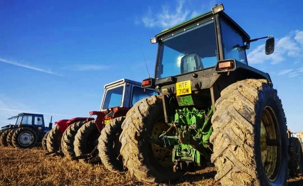 How to Choose a 160-Horsepower Tractor？