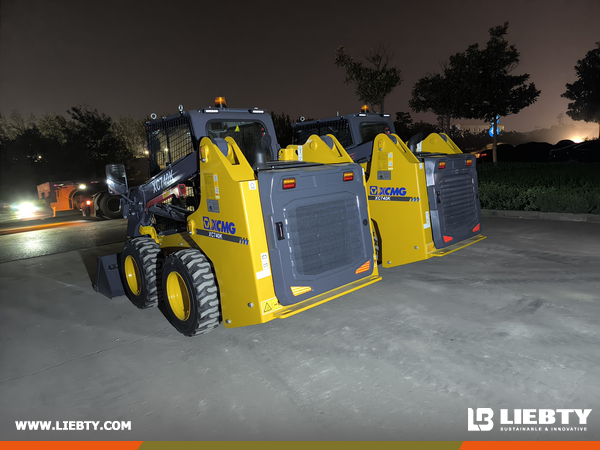  Peru - 2 Units XCMG XC740K Skid Steer Loaders