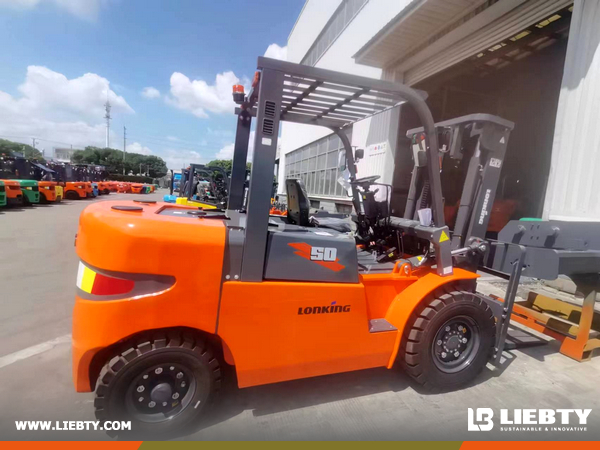 Kazakhstan - 1 Unit LONKING FD30T & 1 LG50DT & 1 FD20 & 1 FD25 Forklift