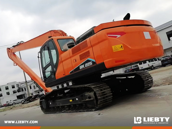 Guyana - 1 Unit Crawler Excavator DX225-10