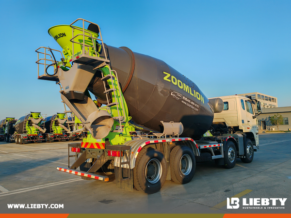 Algeria - 1 Unit ZOOMLION ZLI5318GJBHNF Concrete Mixer Truck