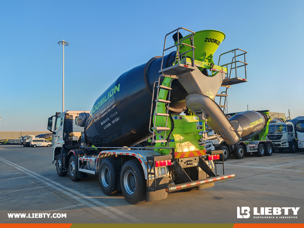 Algeria - 1 Unit ZOOMLION ZLI5318GJBHNF Concrete Mixer Truck