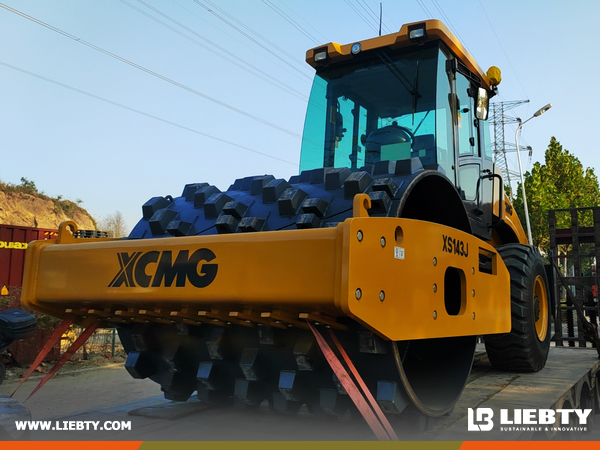 El Salvador - 1 Unit XCMG XS143J Road Roller