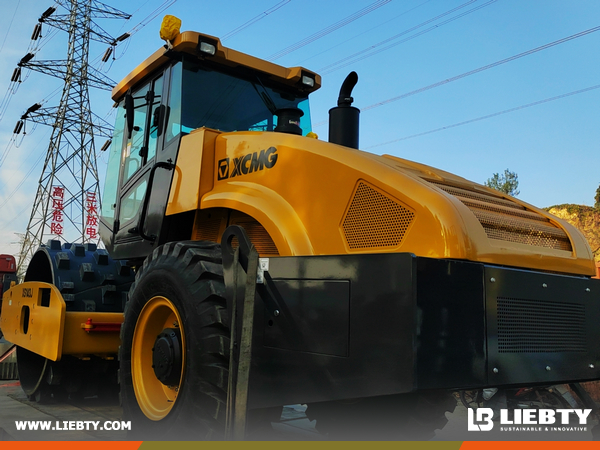 El Salvador - 1 Unit XCMG XS143J Road Roller