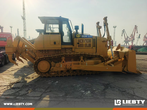 On January 11, 2025, LIEBTY successfully delivered two SEM822D bulldozers to Guatemala.