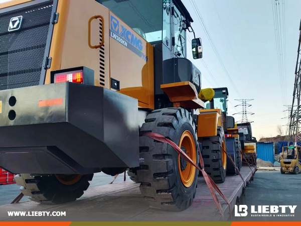 Ecuador - 2 Units XCMG LW300KN Wheel Loaders