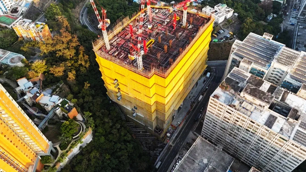 XCMG Tower Cranes Support Hong Kong Data Center Project