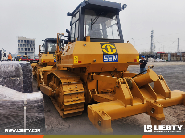Algeria - 2 Units SEM SEM816D Bulldozers