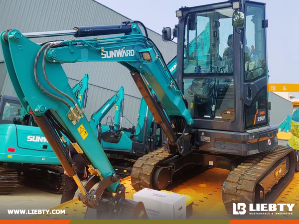 French Polynesia - 1 Unit SUNWARD SWE25UF Crawler Excavator