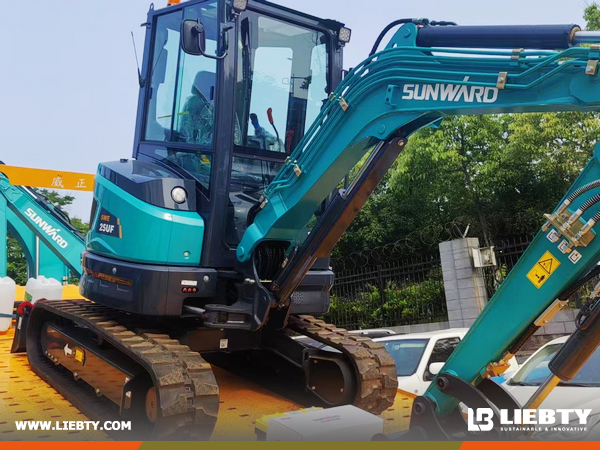 French Polynesia - 1 Unit SUNWARD SWE25UF Crawler Excavator