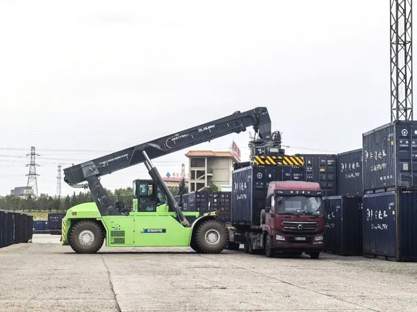LIUGONG Supports CONCH Cement's Zero-Carbon Mining Initiative