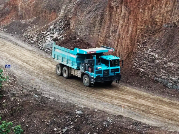 Great Wall Heavy Industry Helps Mining Trucks Beat the Summer Heat