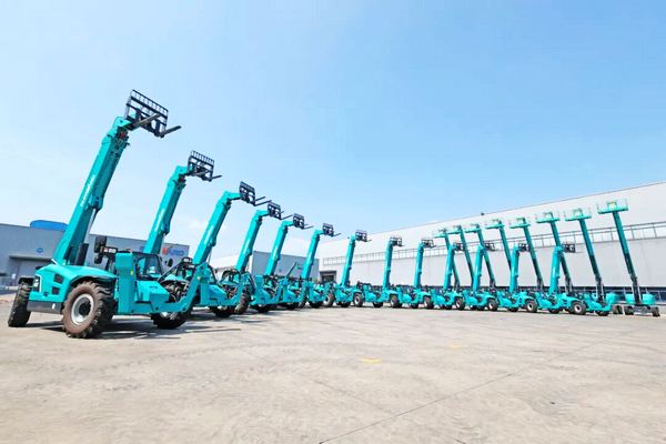 SUNWARD Telescopic Handlers Batch Shipped to Africa