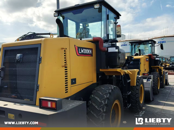 Guatemala - 1 Unit XCMG XC938 Wheel Loader & 1 HELI CPCD35 Diesel Forklift