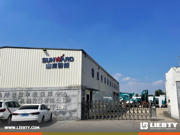 LIEBTY Newcomers Film Heavy Machinery Videos at SUNWARD Factory