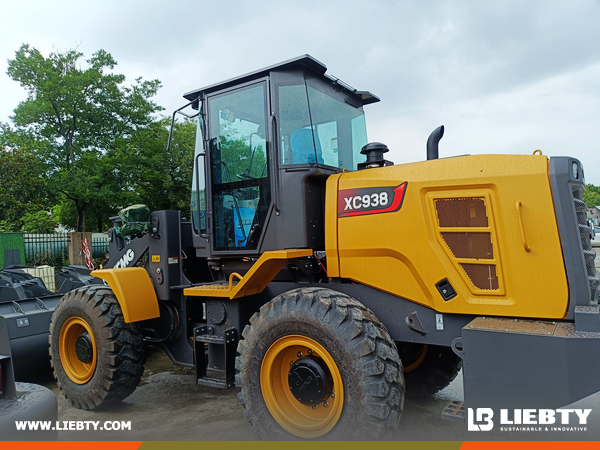 Guatemala - 1 Unit XCMG XC938 Wheel Loader & 1 HELI CPCD35 Diesel Forklift