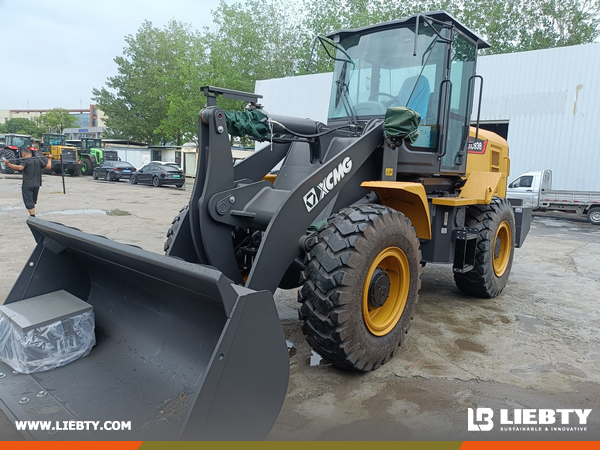 Guatemala - 1 Unit XCMG XC938 Wheel Loader & 1 HELI CPCD35 Diesel Forklift