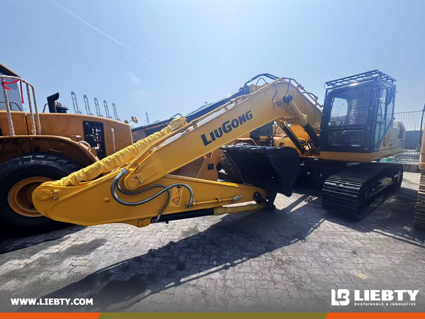Tanzania - 1 Unit LIUGONG CLG922E Crawler Excavator